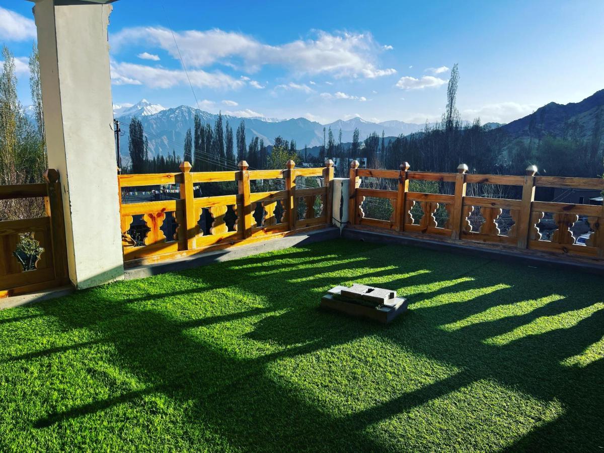 Ladakh Country Inn Leh Exterior photo